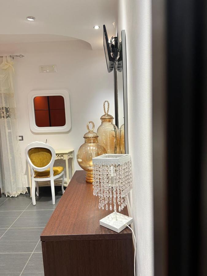 Nel Cortile Suite Чефалу Экстерьер фото